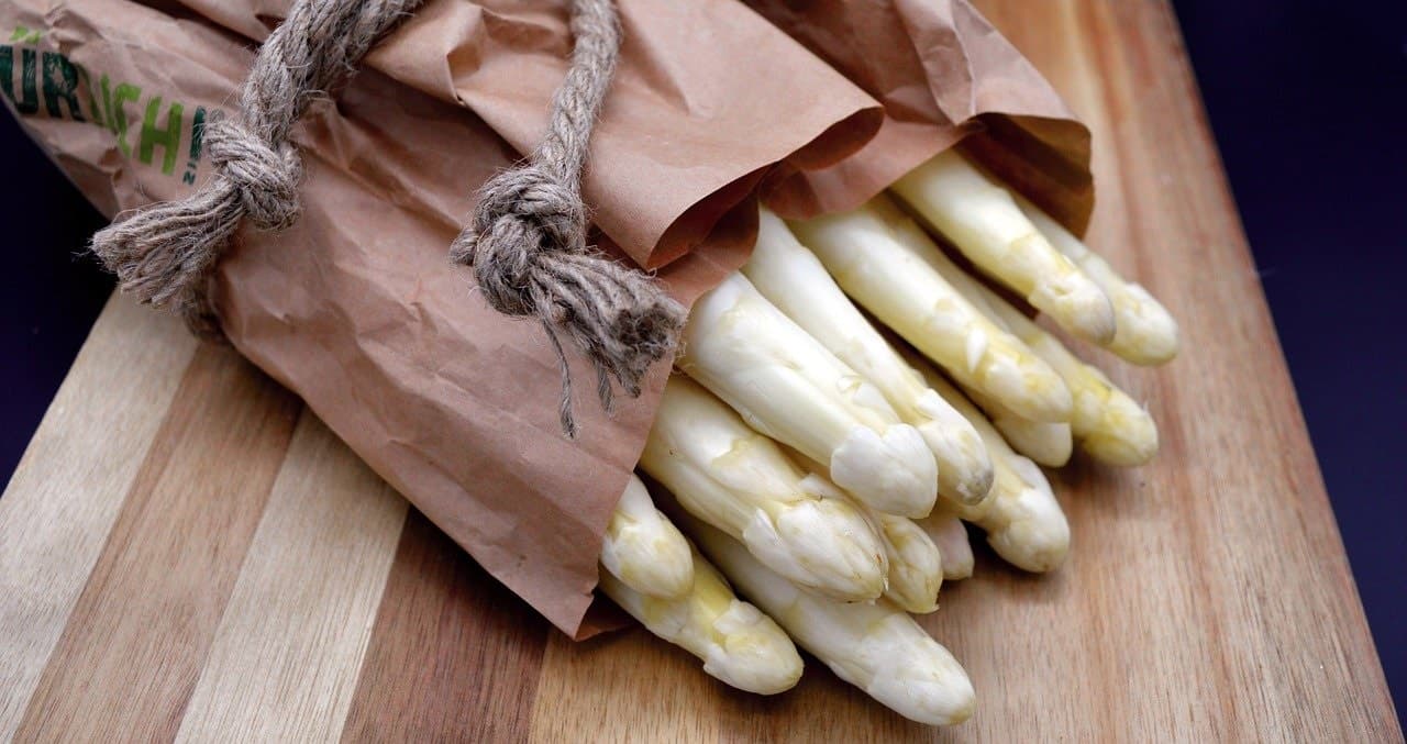 <h1>Vroeg voorjaar, vroege asperges: dit wil je nu op je bord</h1>