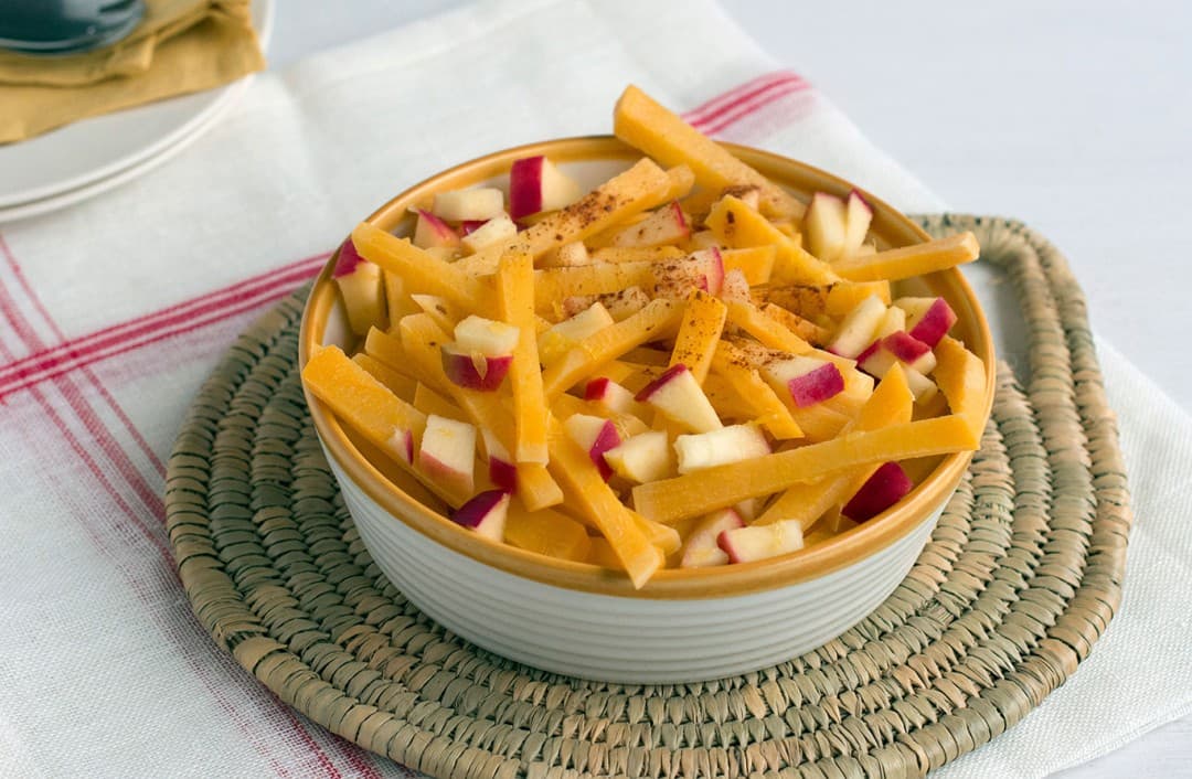 Steckrübe mit Apfel