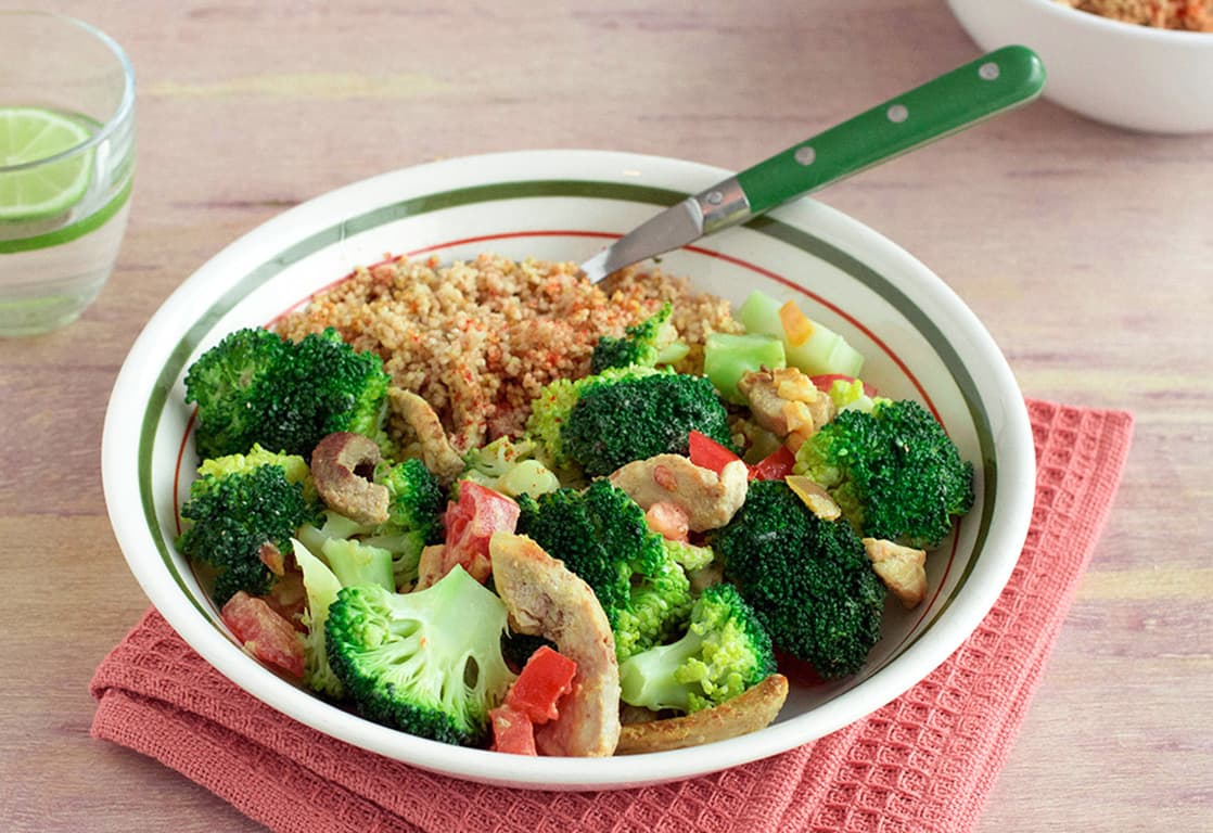 Broccolischotel met couscous