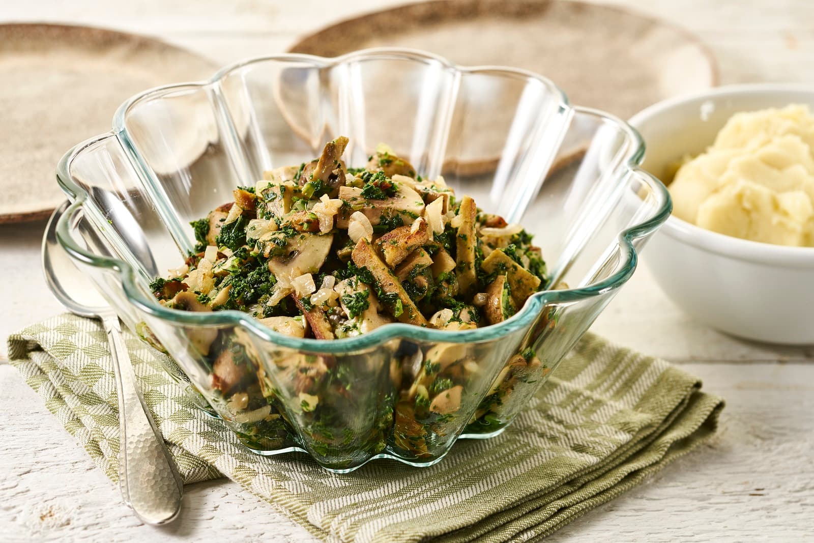 Boerenkool met vegetarische reepjes en paddenstoelen
