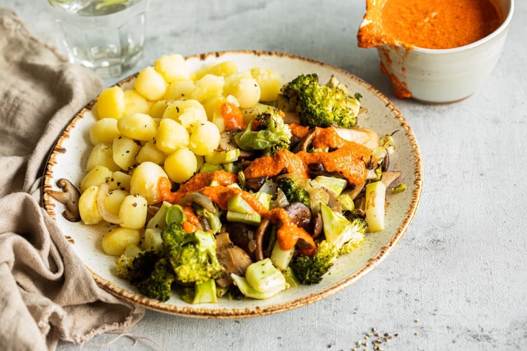 Broccoli ovenschotel met Romesco saus van Simone's Kitchen