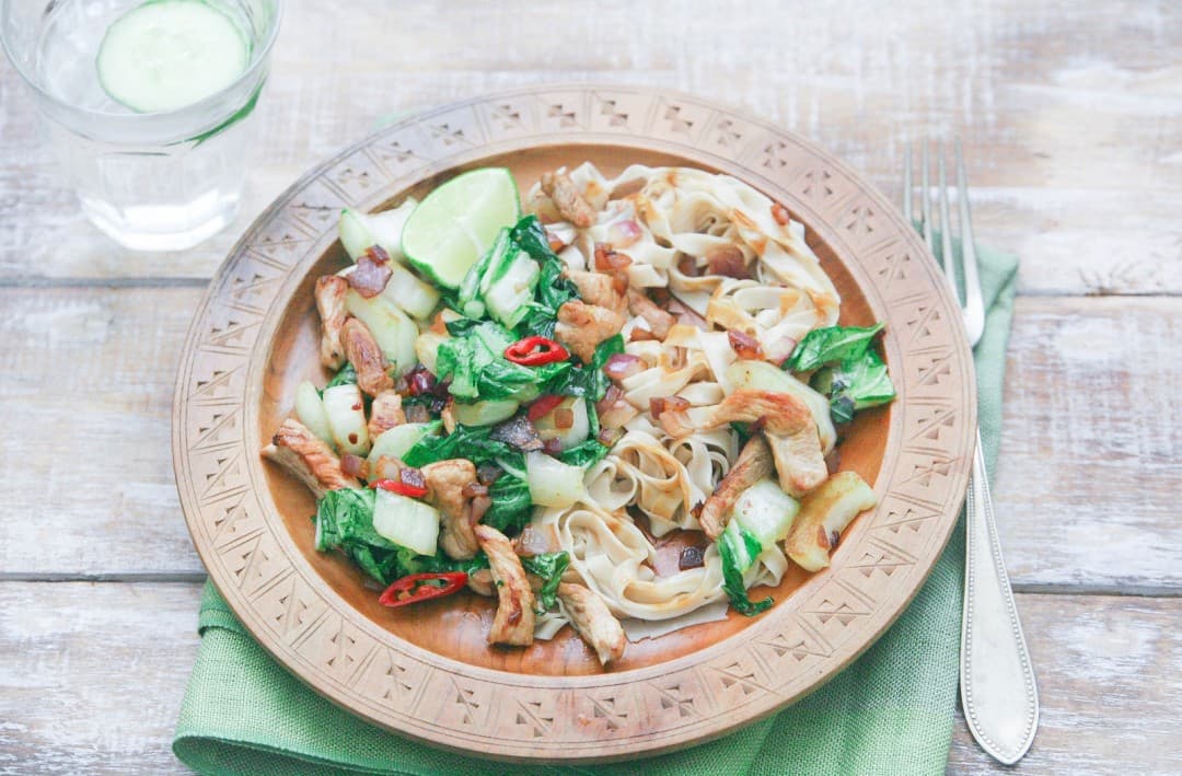 Stir-fried meat with pak choi