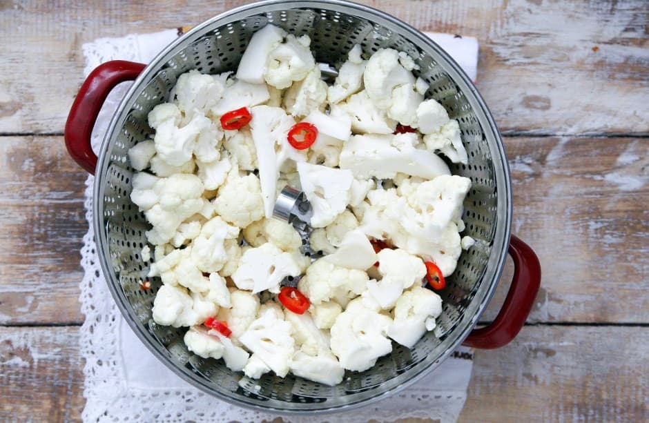 Gestoomde bloemkoolroosjes