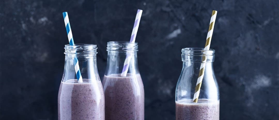 Smoothie with Kalettes® and blueberries