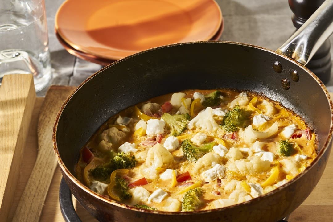 Omelet met broccoli en geitenkaas