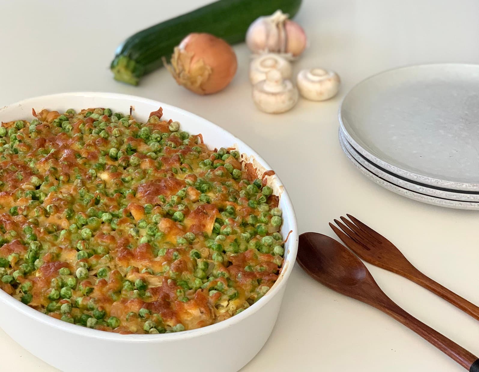 Vegetarian casserole with vegetables and soto herbs from the Healthy Dutchies