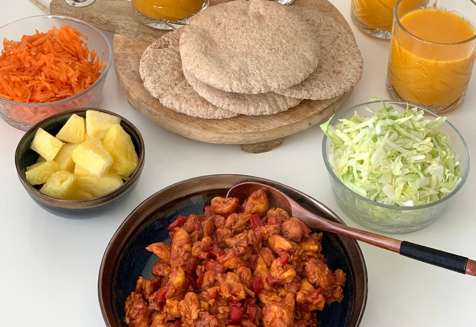 Pita's Hawaï met wortel-pompoensoep van de Gezonde Dutchies