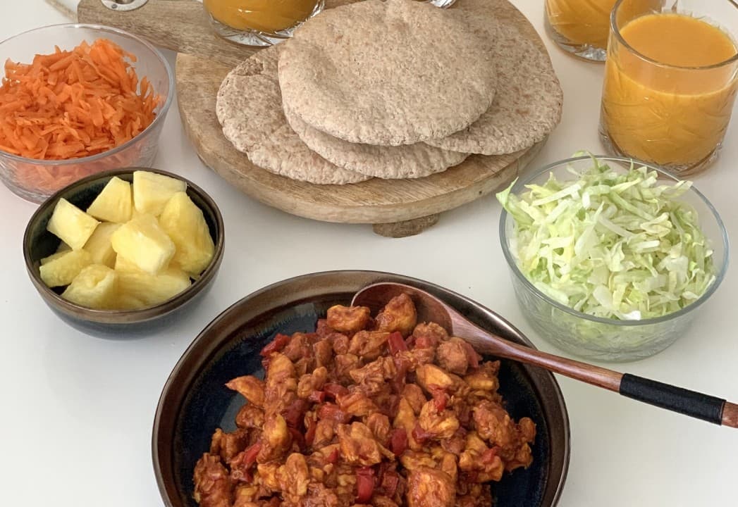 Pita's Hawaï met wortel-pompoensoep van de Gezonde Dutchies