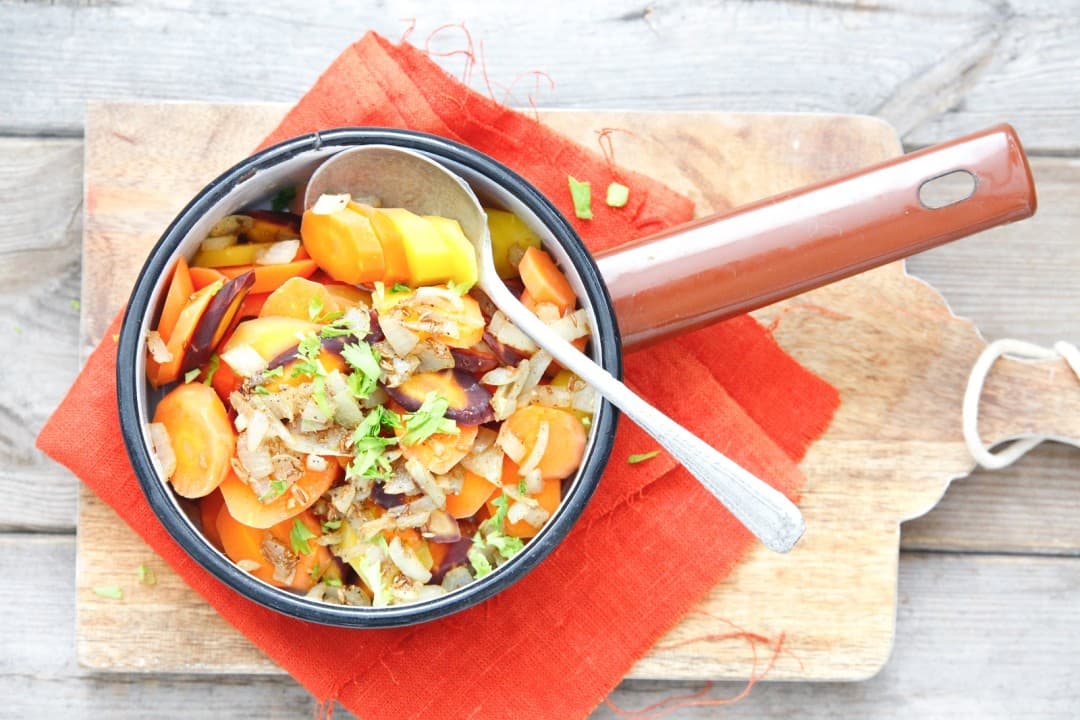 Tunesisch gewürzte Möhren (Mzoura)