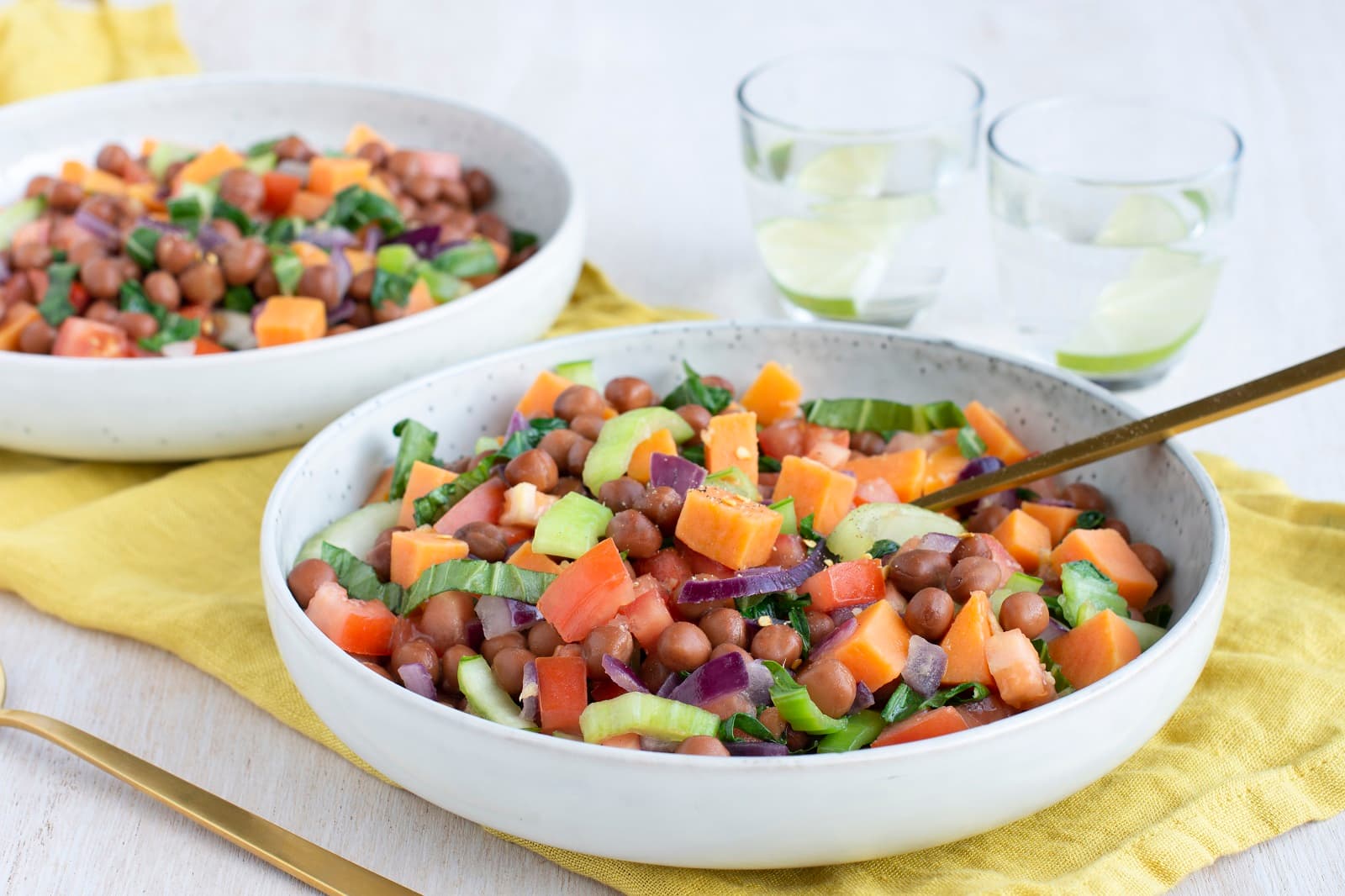 Pittige kapucijners met paksoi en zoete aardappel