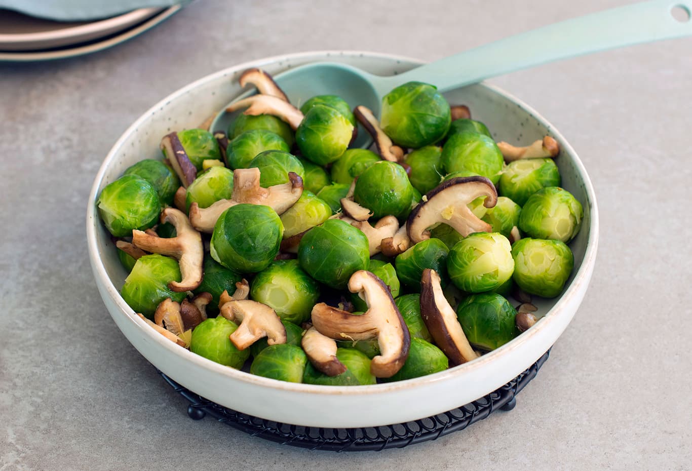 Spruitjes met gember en shiitakes