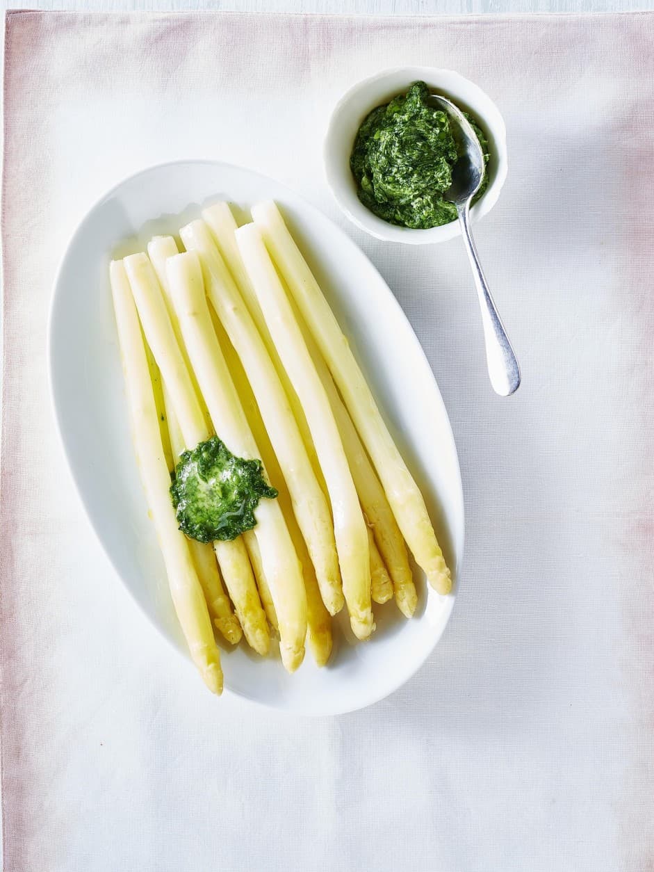 Asparagus with spring butter