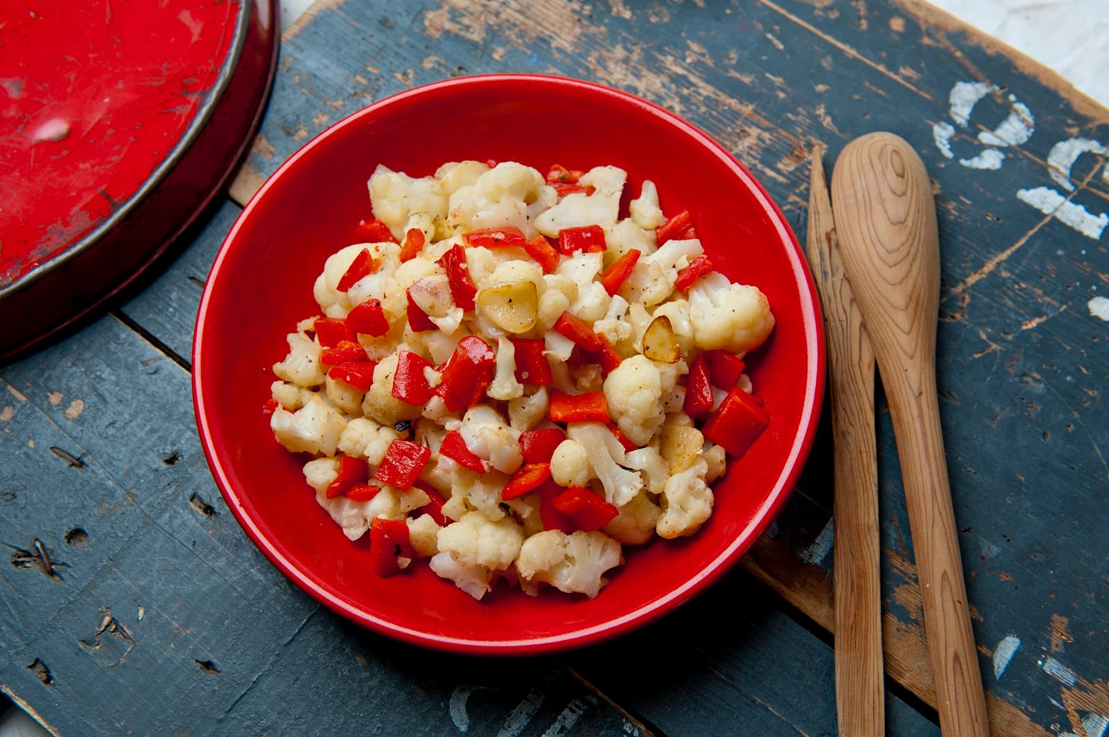 Blumenkohlsalat mit Hähnchen und Kartoffeln
