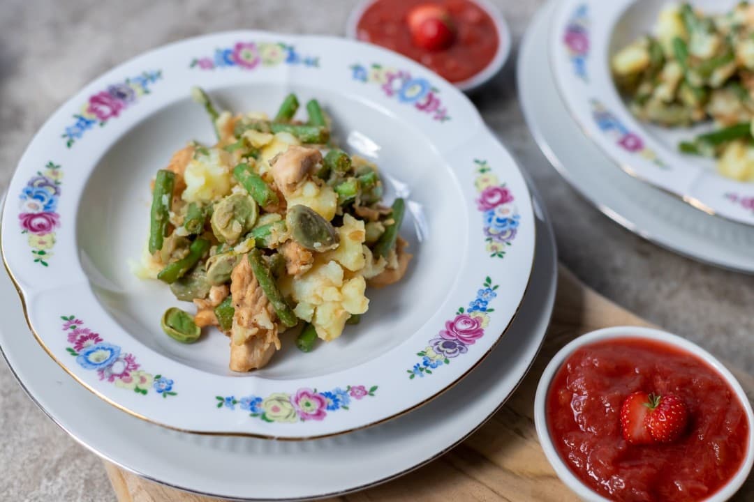 Spring stew and rhubarb strawberry compote by Francesca Kookt