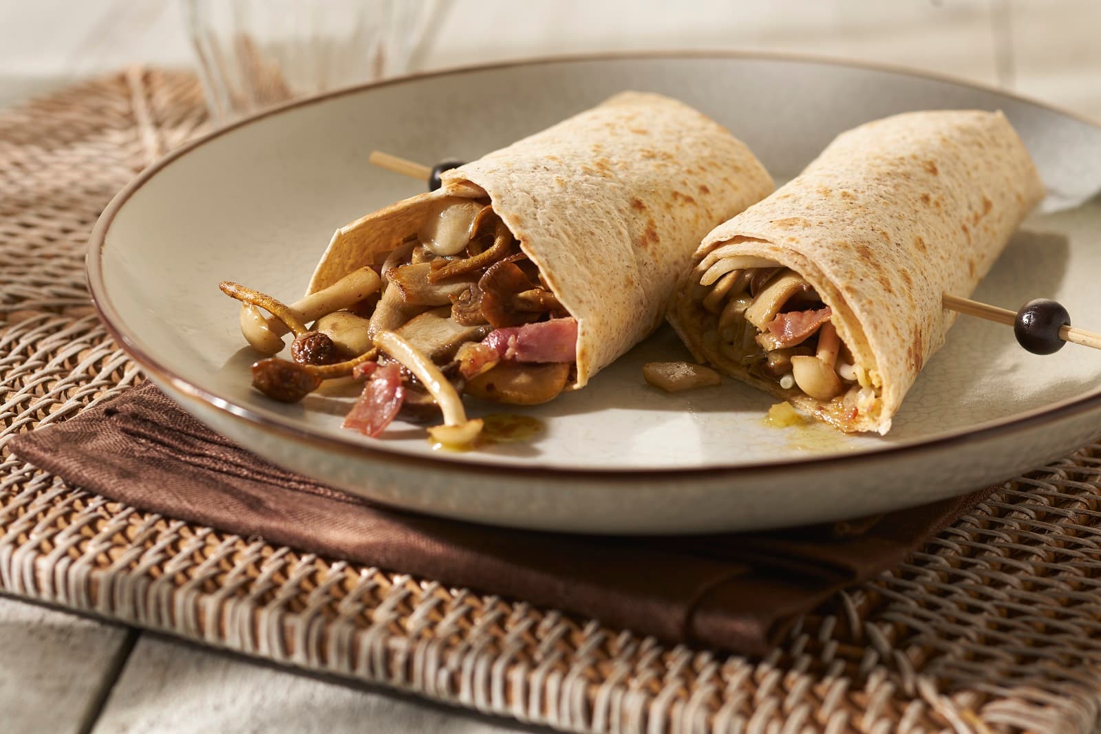 Volkoren wraps met paddenstoelen