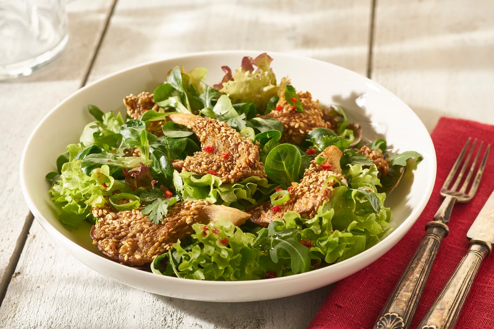 Salad with oyster mushrooms