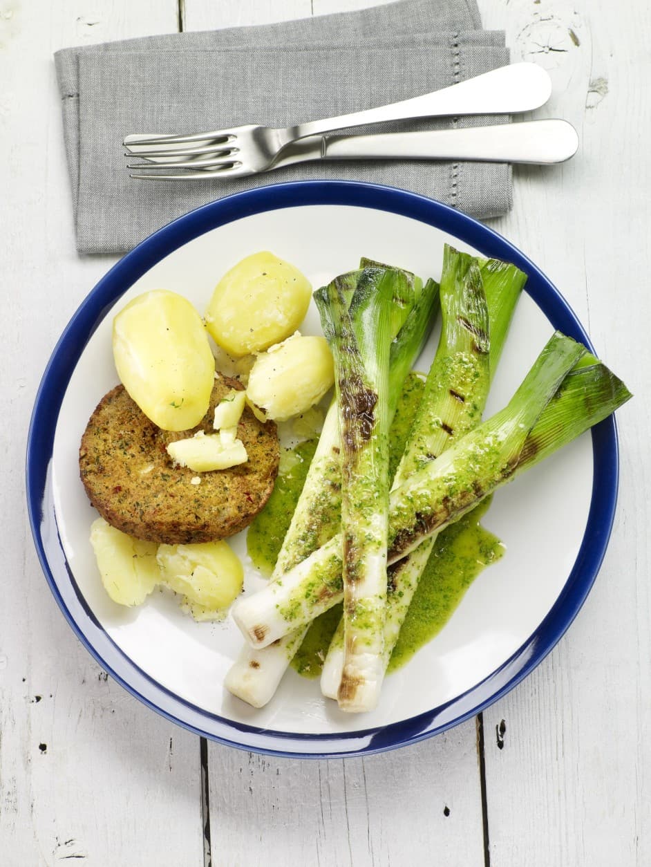 Lauch mariniert in Kräutervinaigrette