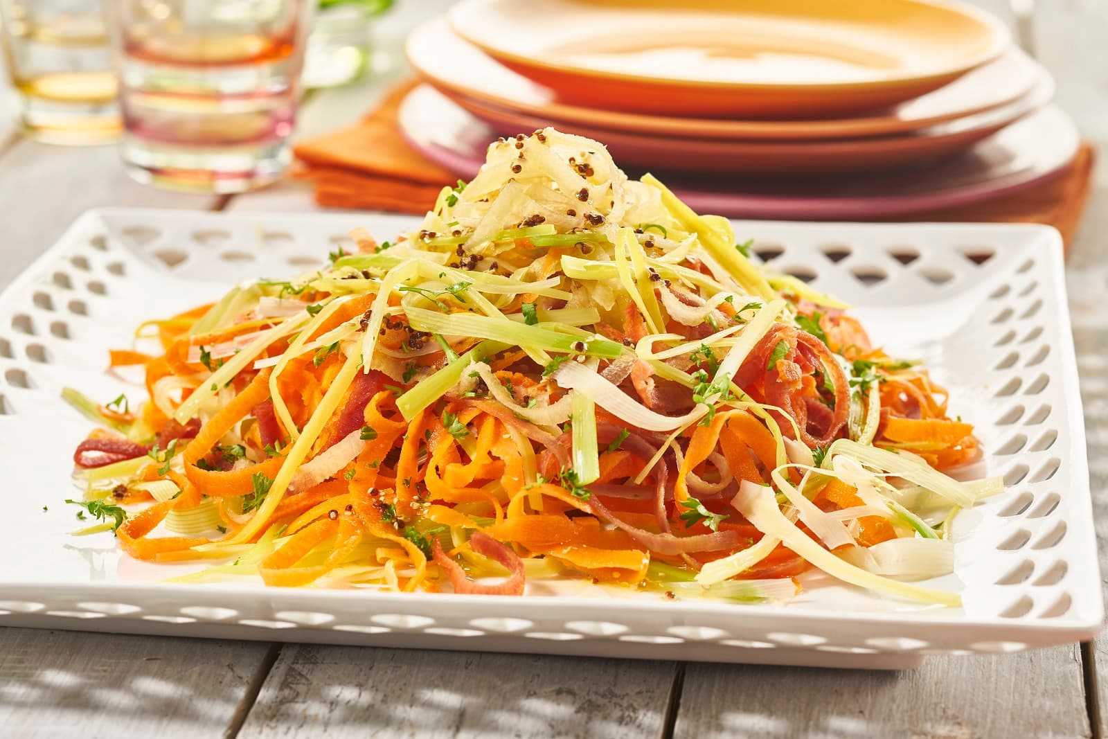Rainbow salad with carrots and leeks